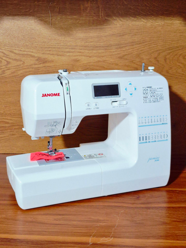 چرخ خیاطی ژانومه 808 مانیتور بزرگ